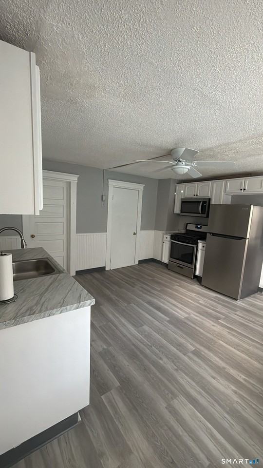 322 Bassett St #2 - Photo 4 of 7