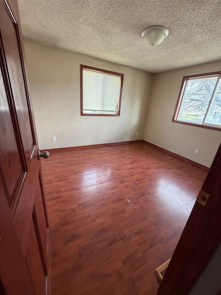 1019 Higby Dr #1 - Photo 6 of 11