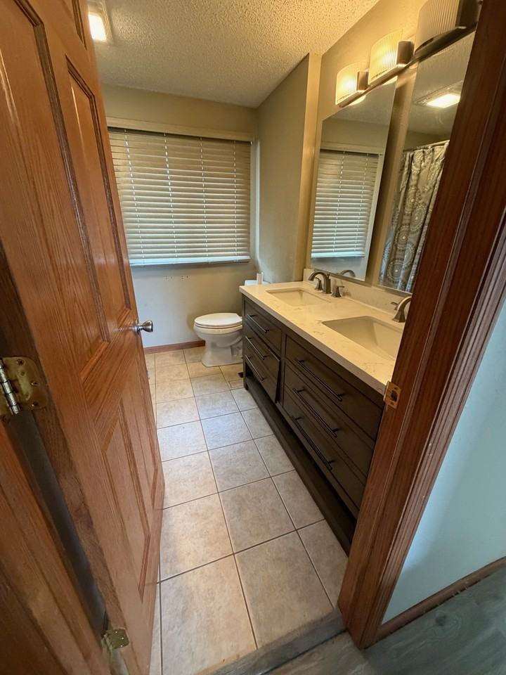 1019 Higby Dr #1 - Photo 7 of 11