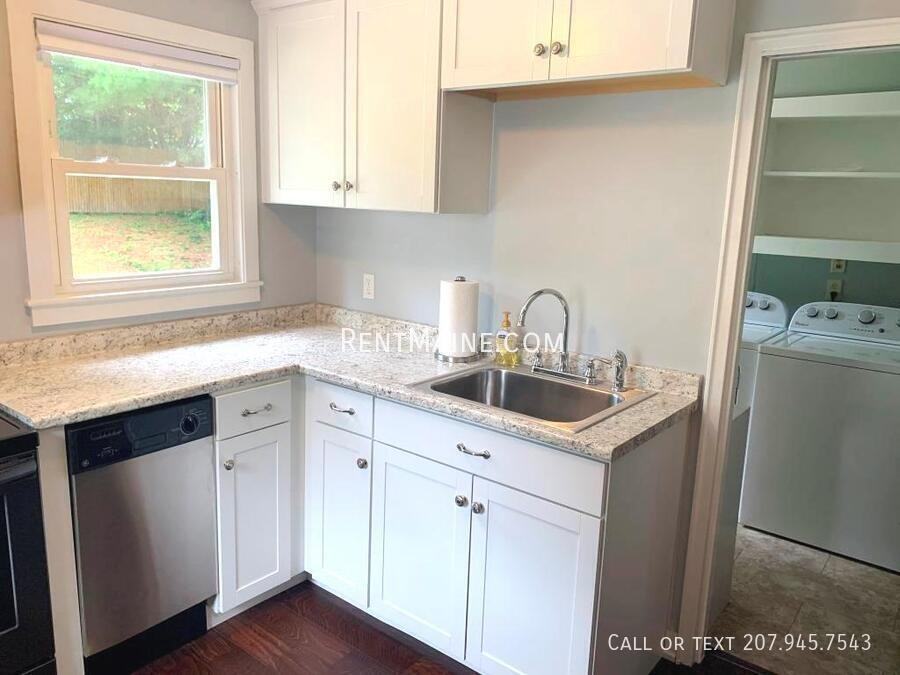 111 Falvey St - Photo 4 of 18