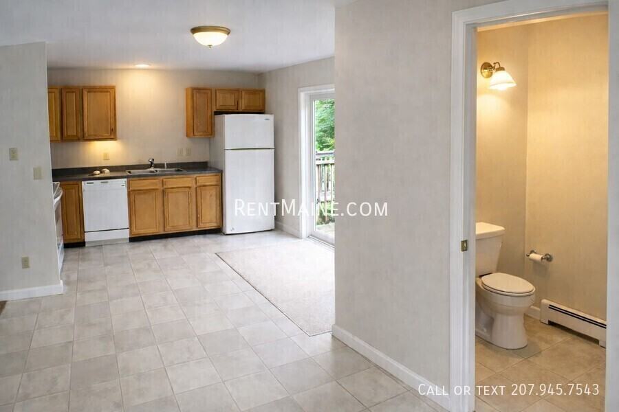 24 Patrick Dr - Photo 5 of 14