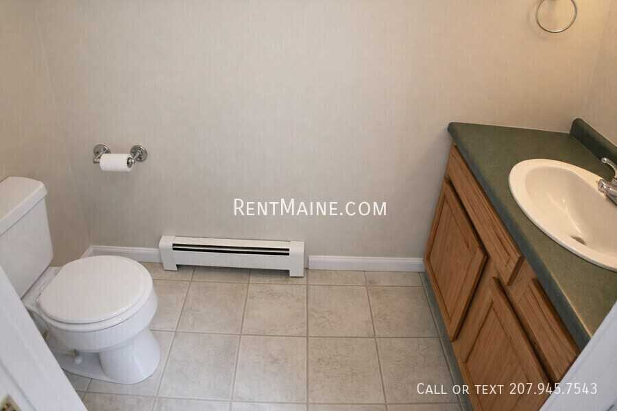 24 Patrick Dr - Photo 6 of 14