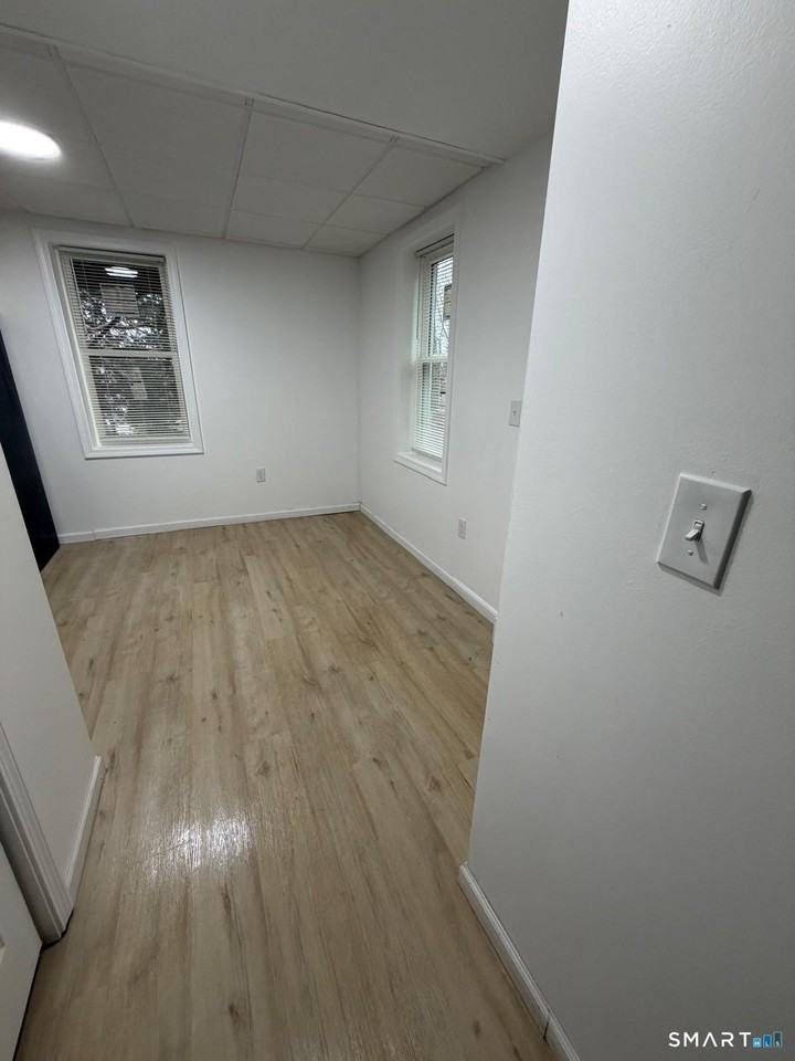 103 Hillside Ave - Photo 6 of 9