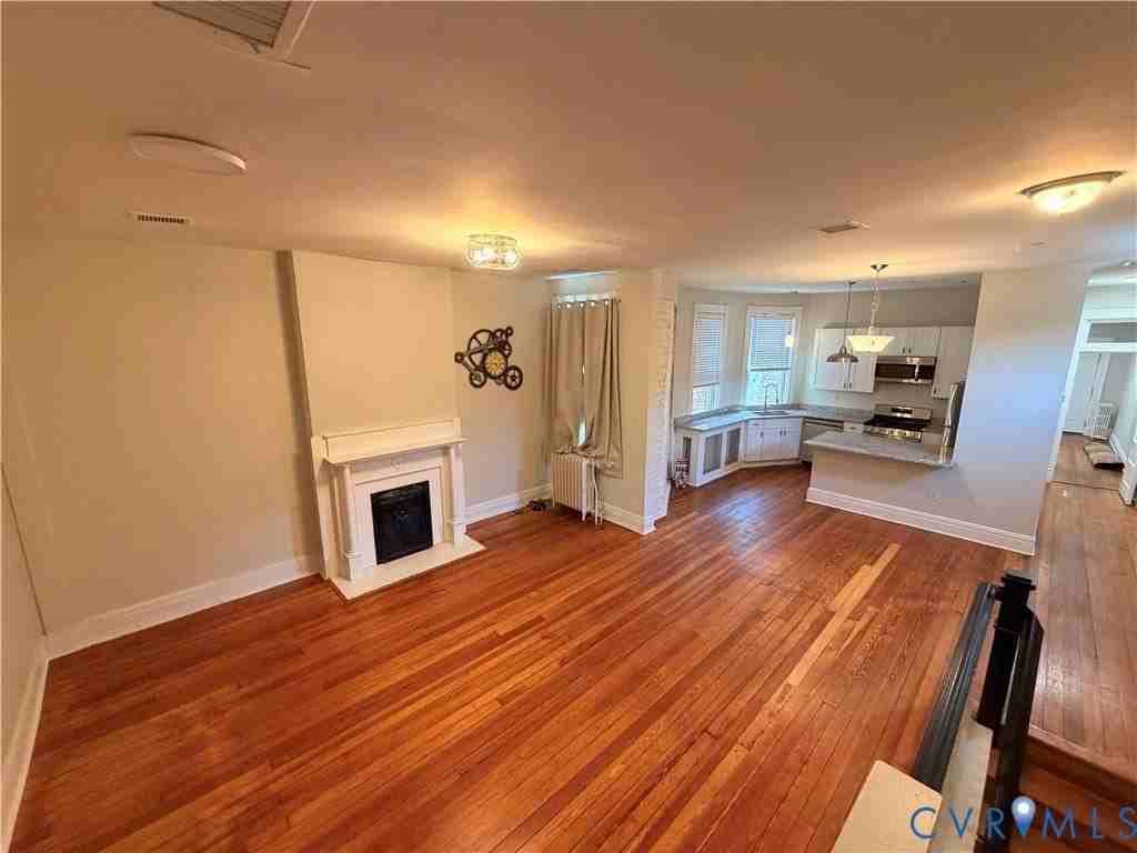 2107 Park Ave #2 - Photo 3 of 30