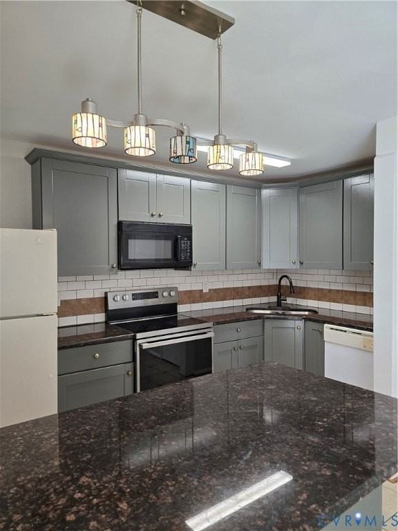 757 Pleasant St #757 - Photo 2 of 26