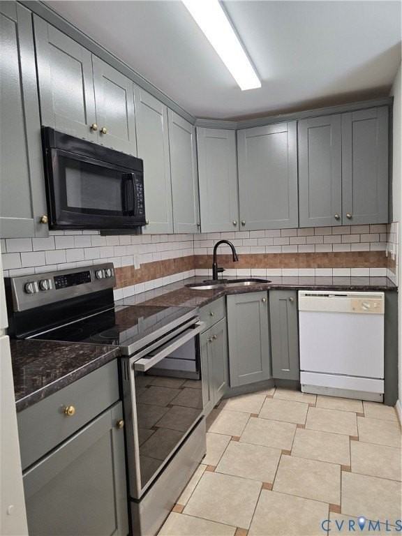 757 Pleasant St #757 - Photo 4 of 26