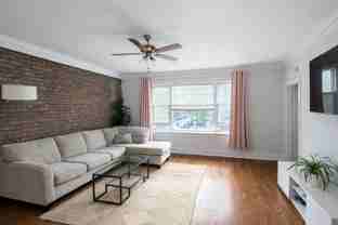 2461 N Clark St #1 - Photo 1 of 1