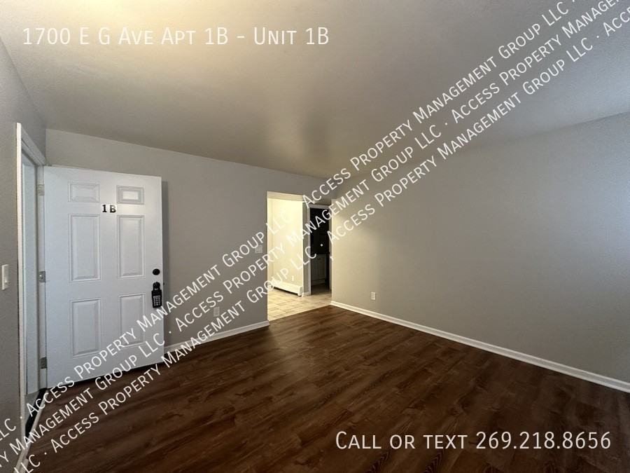 1700 E G Ave Apt 1b #1B - Photo 2 of 10
