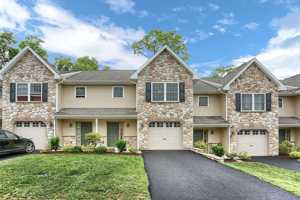 featured image of 346 Melbourne Ln