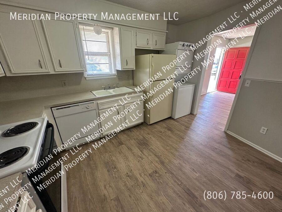 7303 Avenue X #105 - Photo 5 of 9