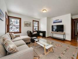 featured image of 707 S Black Ave