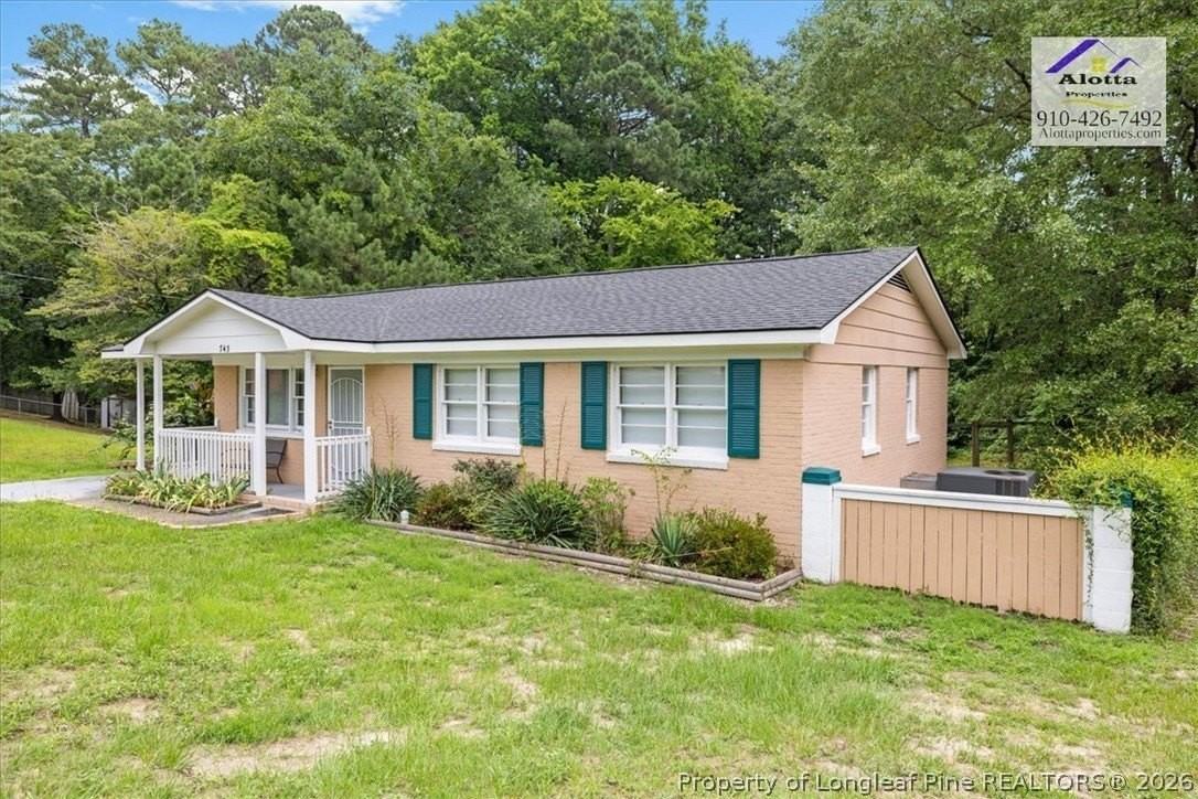 743 Rustland Dr - Photo 3 of 27