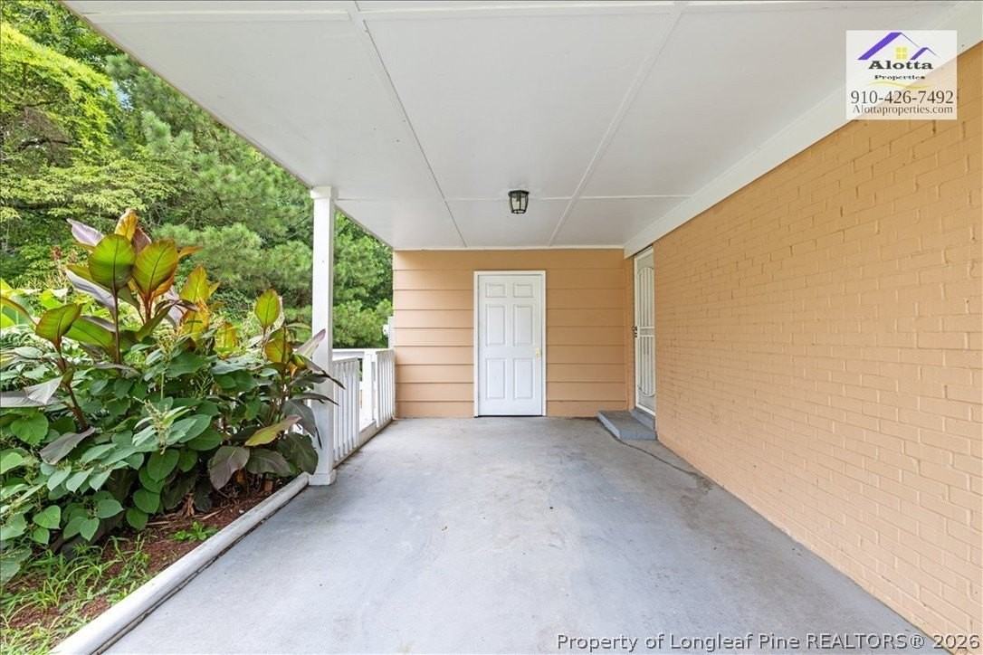 743 Rustland Dr - Photo 5 of 27