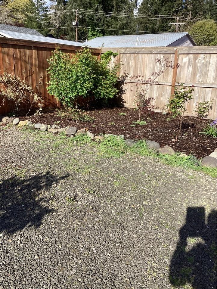 868 Nw 6th St #1 - Photo 3 of 23