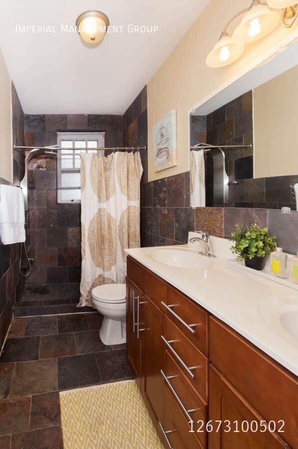 6600 Lincoln Dr #B4 - Photo 4 of 21