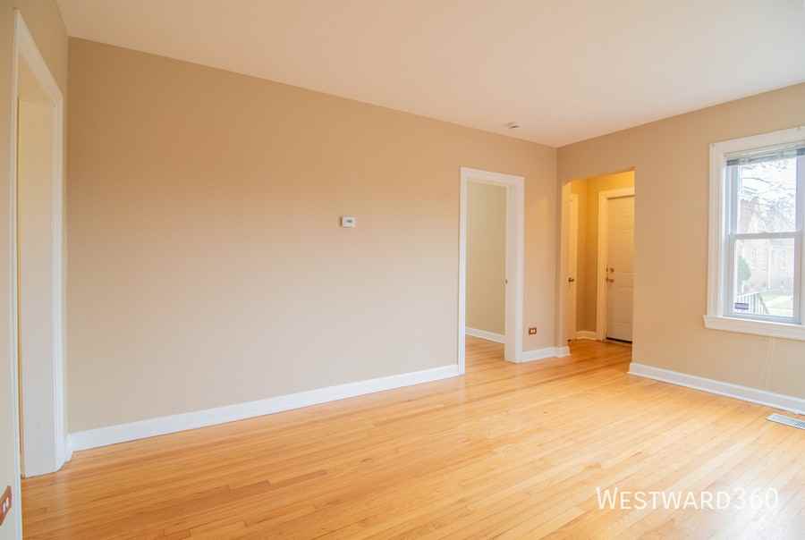 12123 S Lafayette Ave #1 - Photo 5 of 30