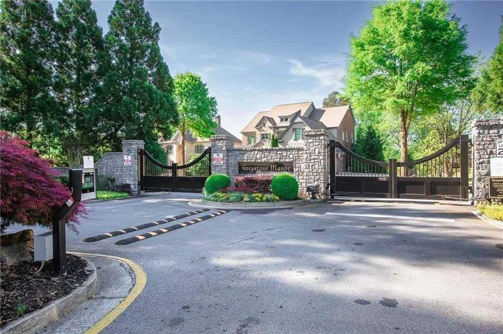 2360 Manor Creek Ct - Photo 2 of 50