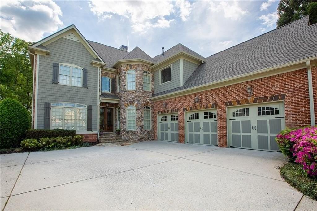 2360 Manor Creek Ct - Photo 4 of 50