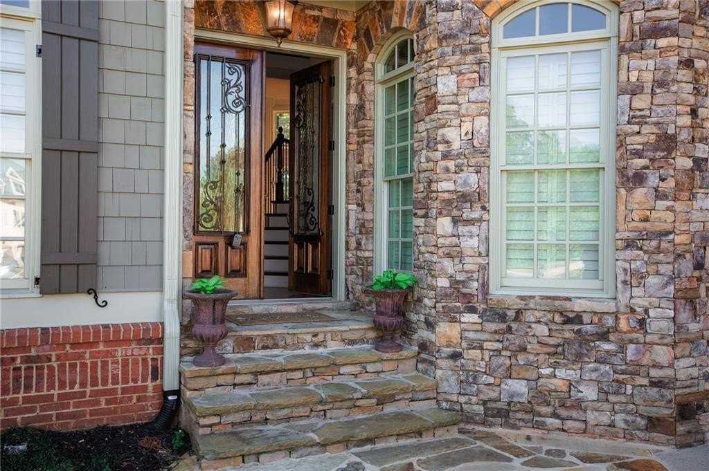 2360 Manor Creek Ct - Photo 5 of 50