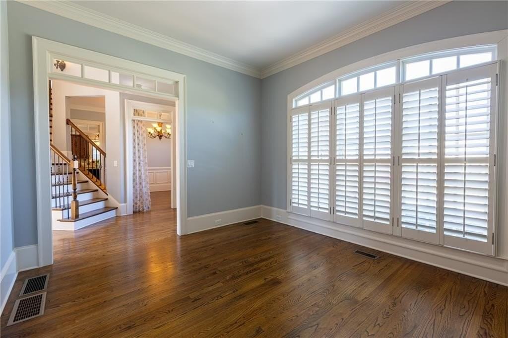 2360 Manor Creek Ct - Photo 7 of 50