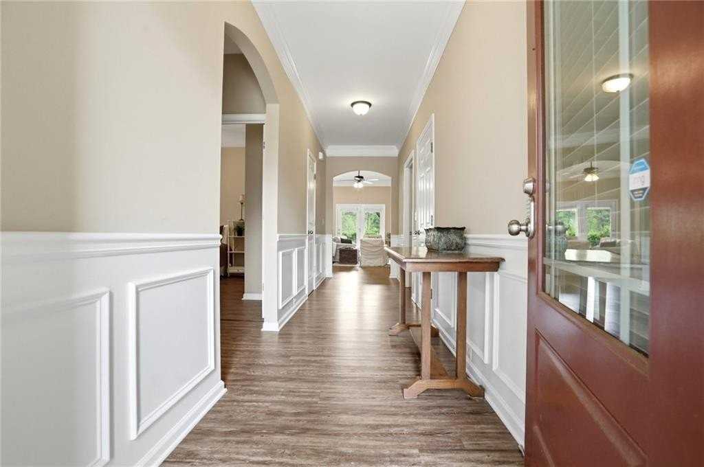 318 Argyle Ct - Photo 2 of 25