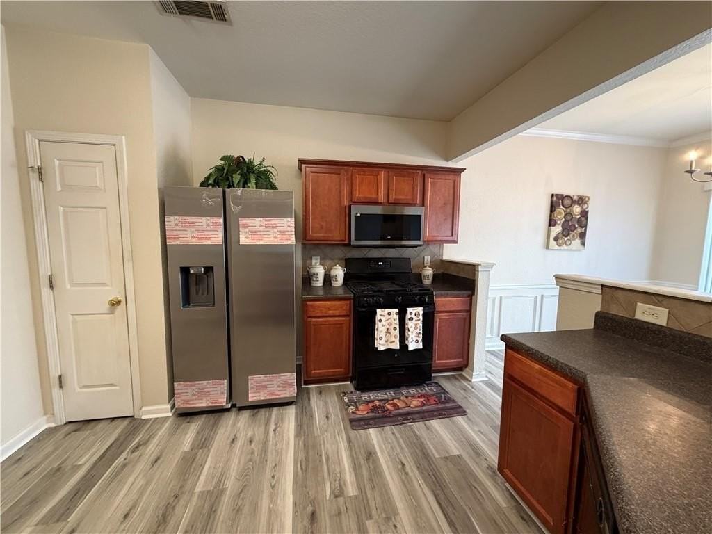 1356 Upshur Pl - Photo 6 of 21