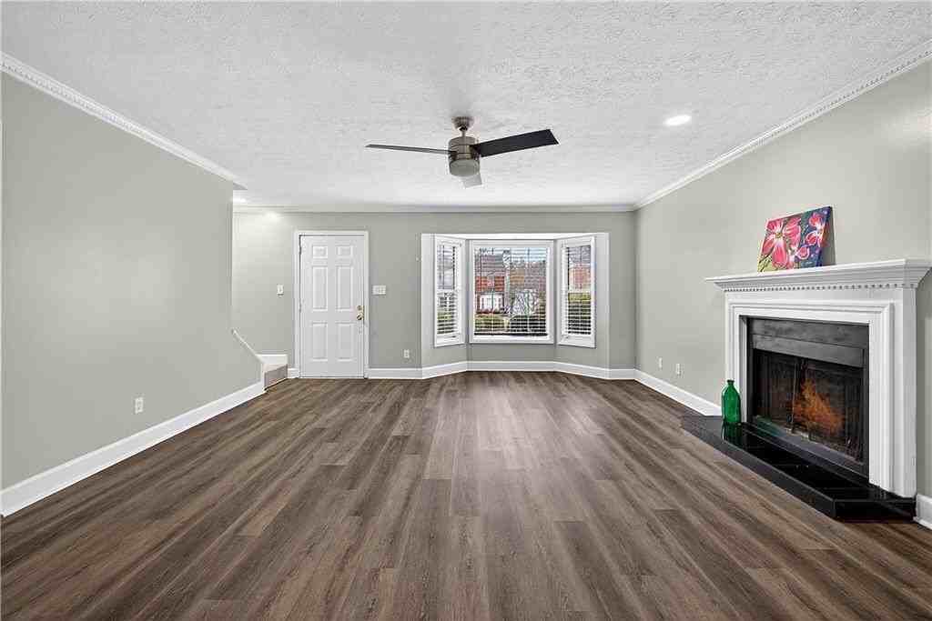 679 Anderson Walk - Photo 5 of 30