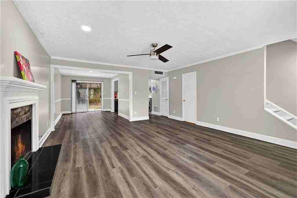 679 Anderson Walk - Photo 6 of 30