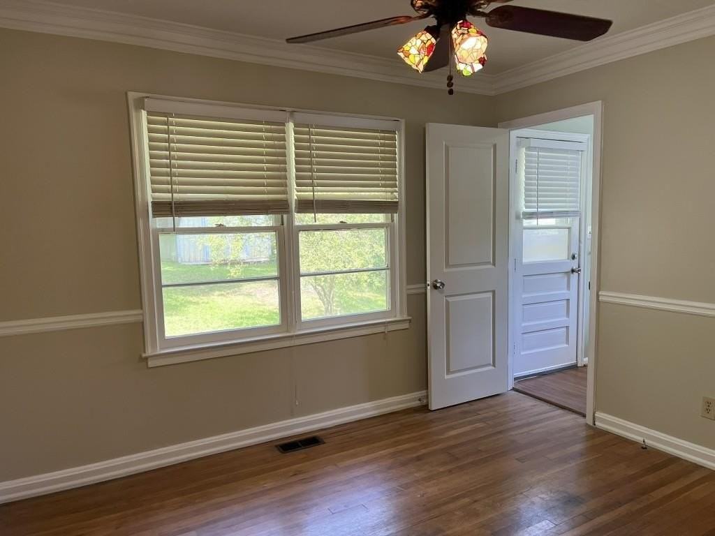 549 Alpine Way - Photo 6 of 25