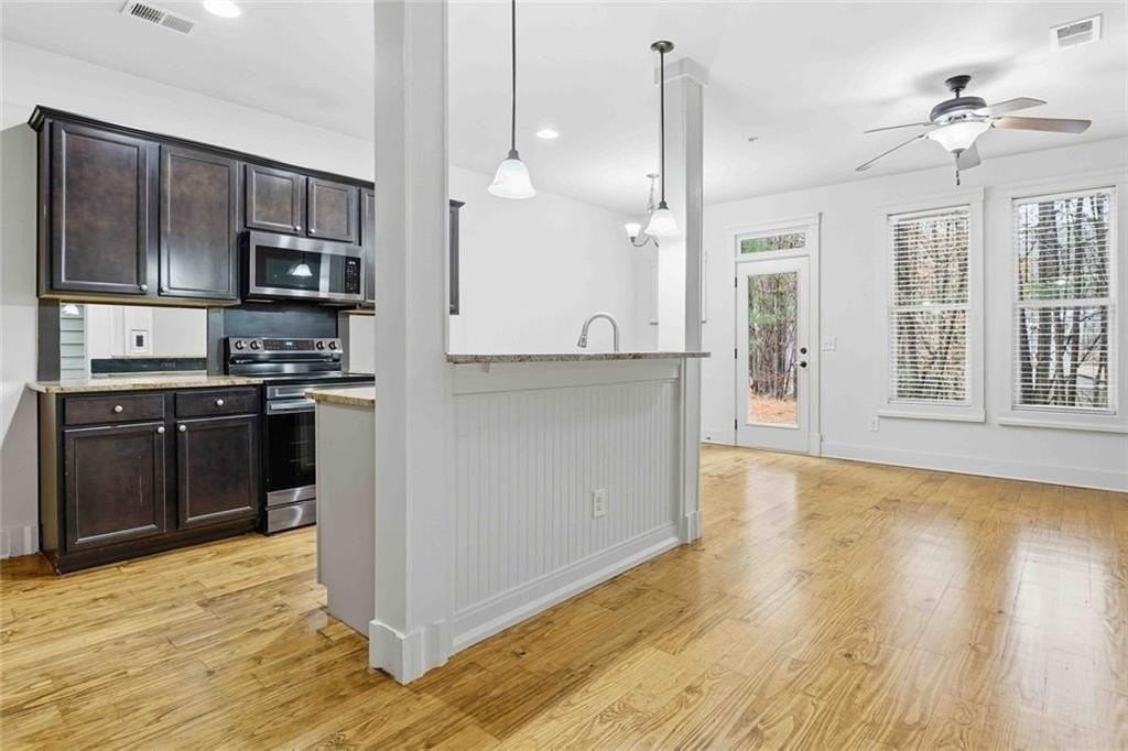 501 Ridge View Xing - Photo 6 of 41