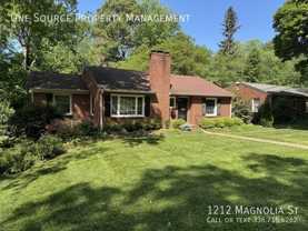 1212 Magnolia St - Photo 1 of 1