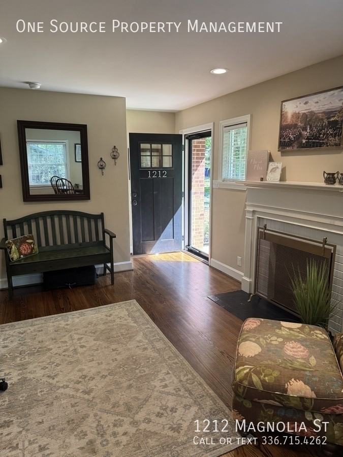 1212 Magnolia St - Photo 3 of 29