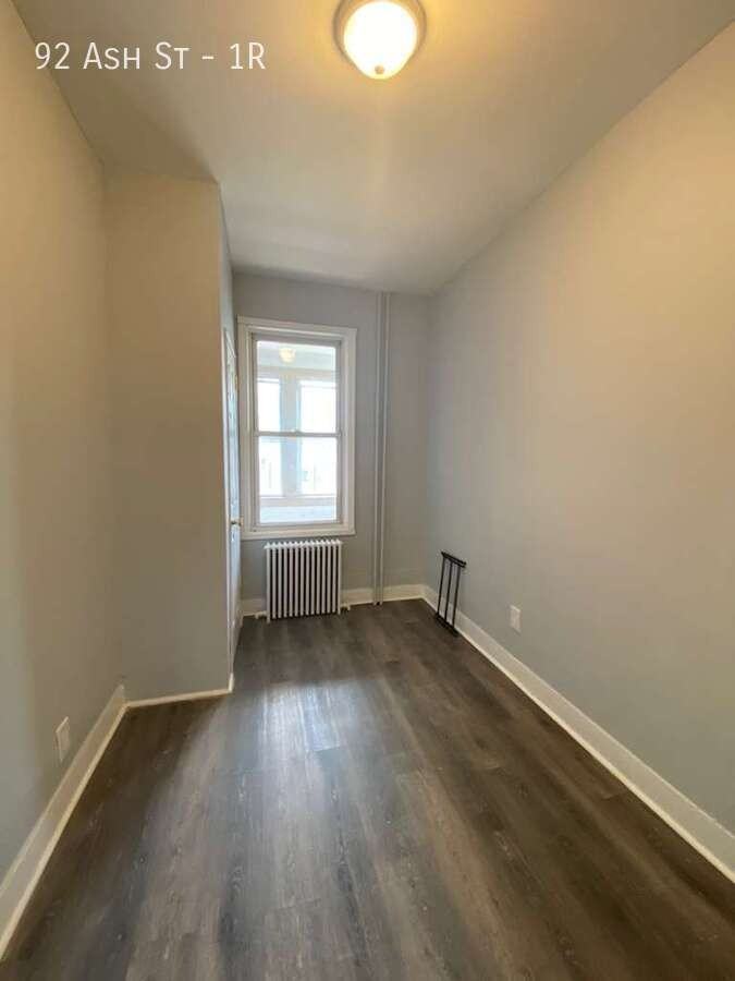92 Ash St #1R - Photo 3 of 7