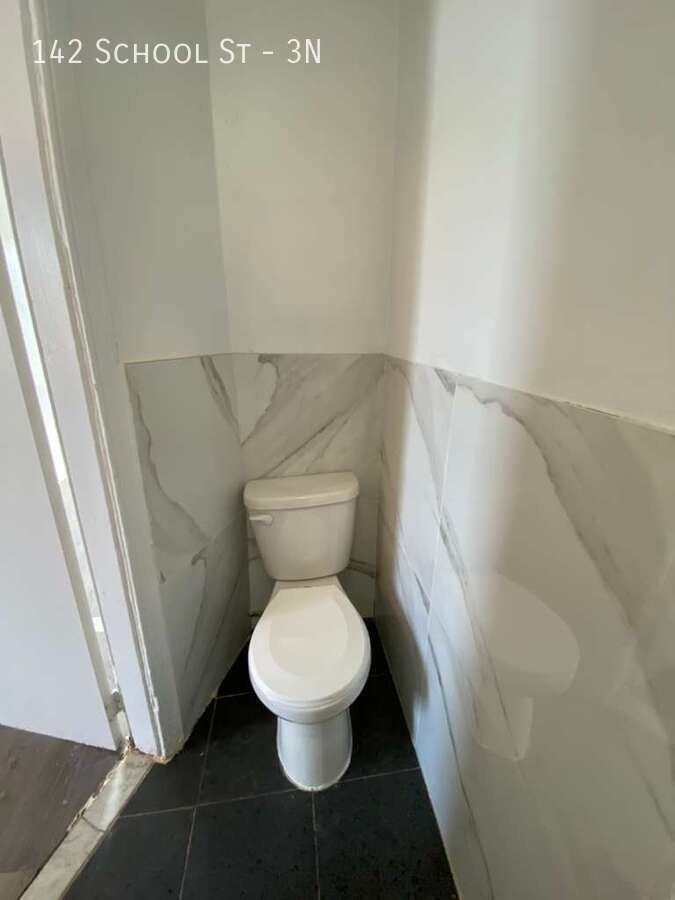 142 School St #3N - Photo 5 of 5