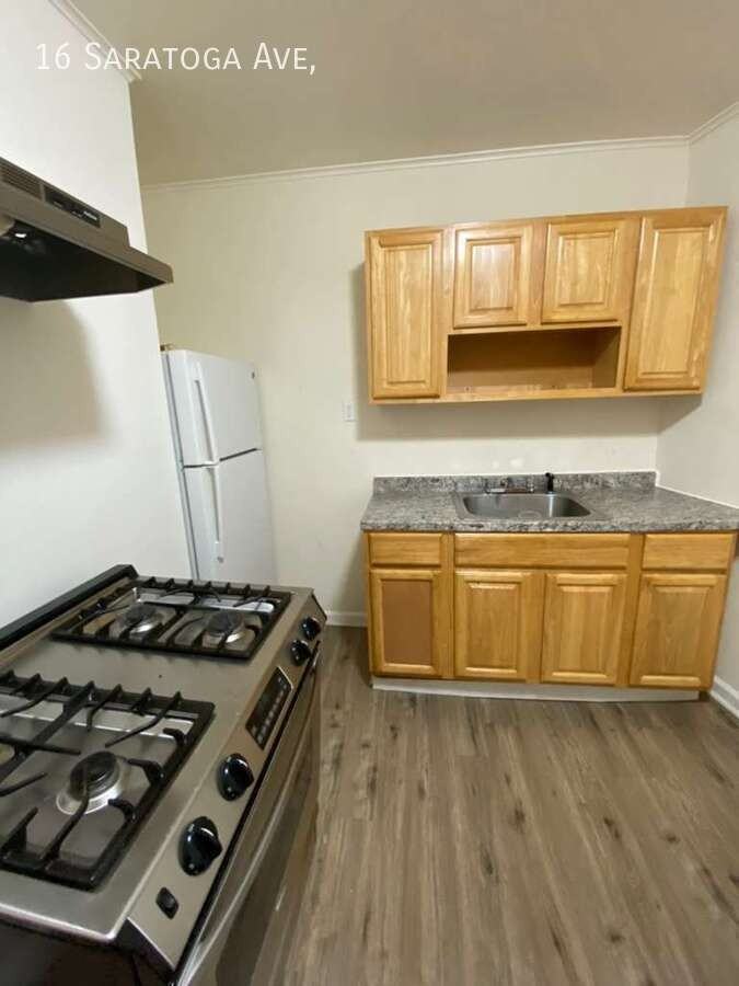 16 Saratoga Ave - Photo 4 of 7