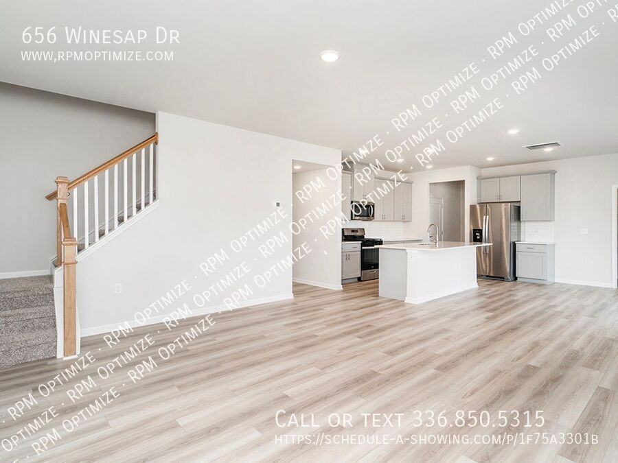 656 Winesap Dr - Photo 3 of 49