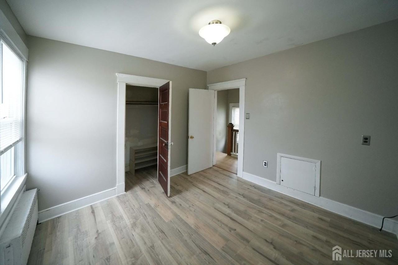 211 S 11th Ave #2 - Photo 6 of 12