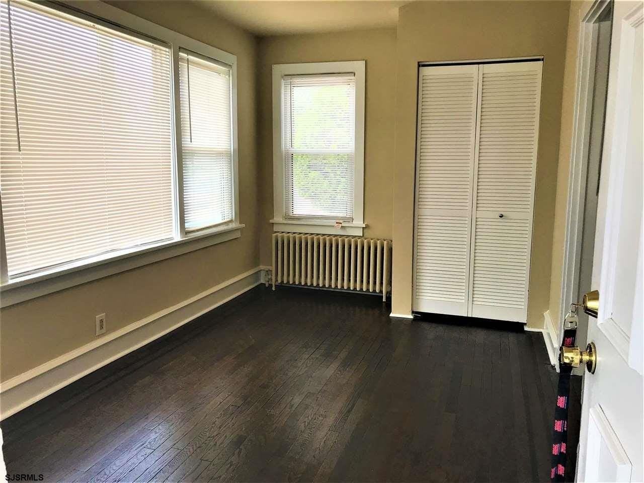 119 N Jasper Ave - Photo 2 of 12