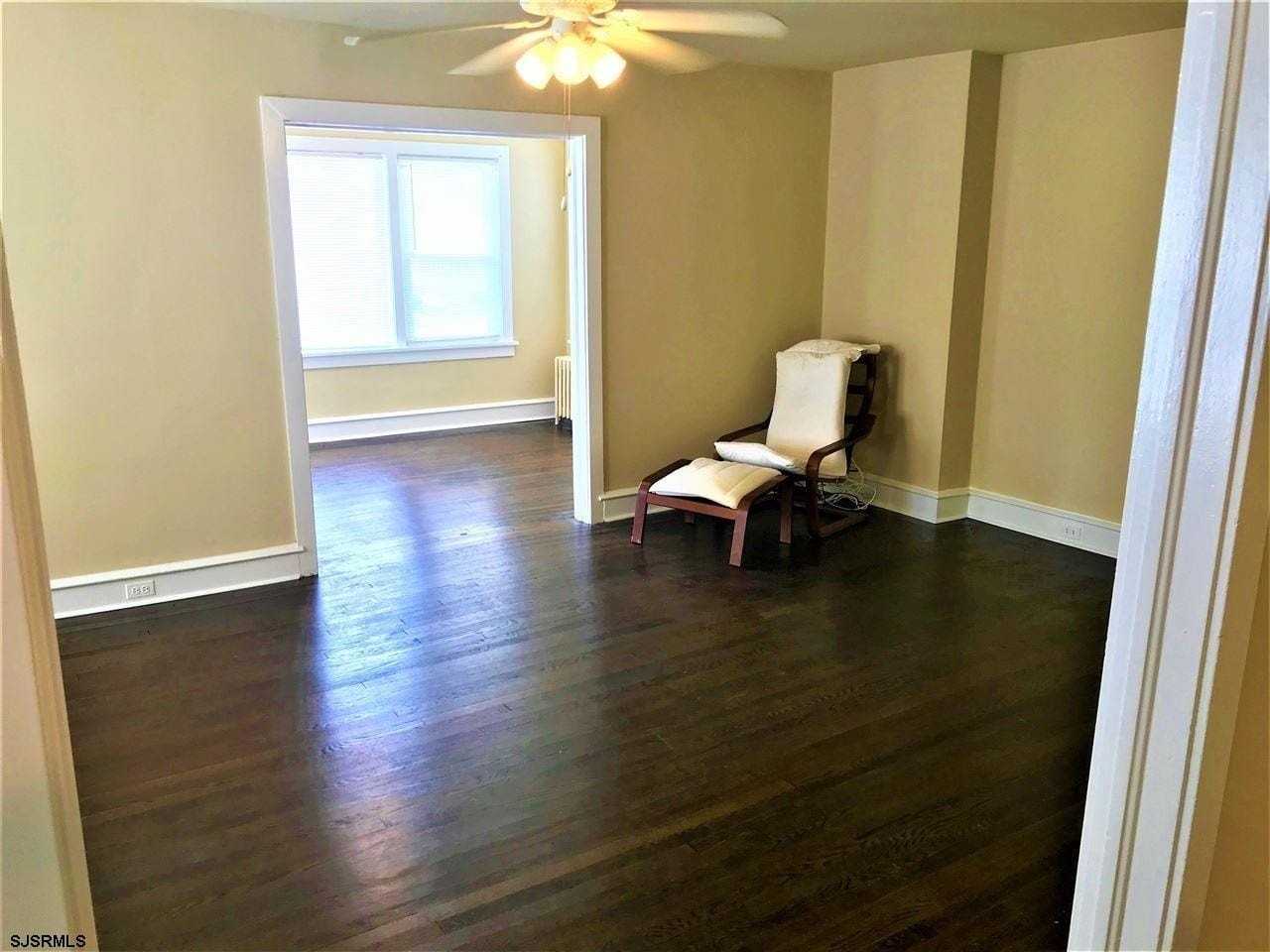 119 N Jasper Ave - Photo 7 of 12