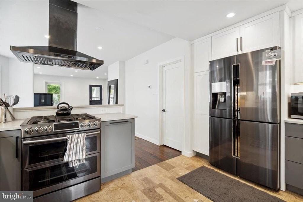 224 Edgemont Ave - Photo 4 of 20