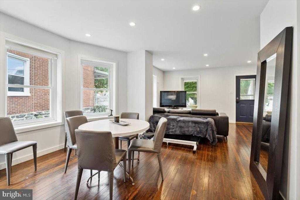 224 Edgemont Ave - Photo 7 of 20