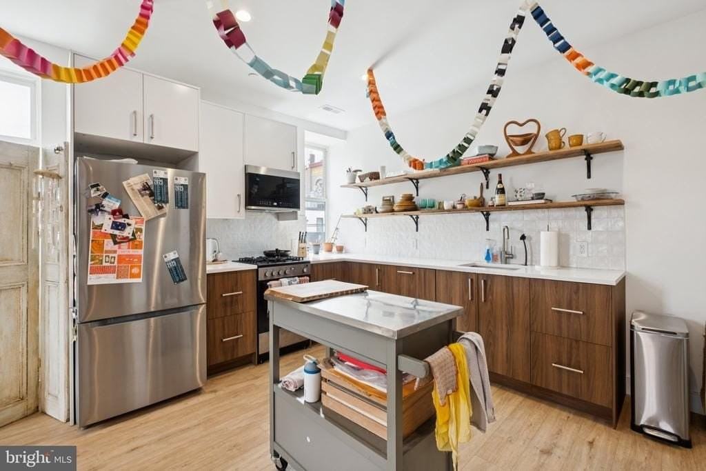 1254 S 18th St #1 - Photo 3 of 25