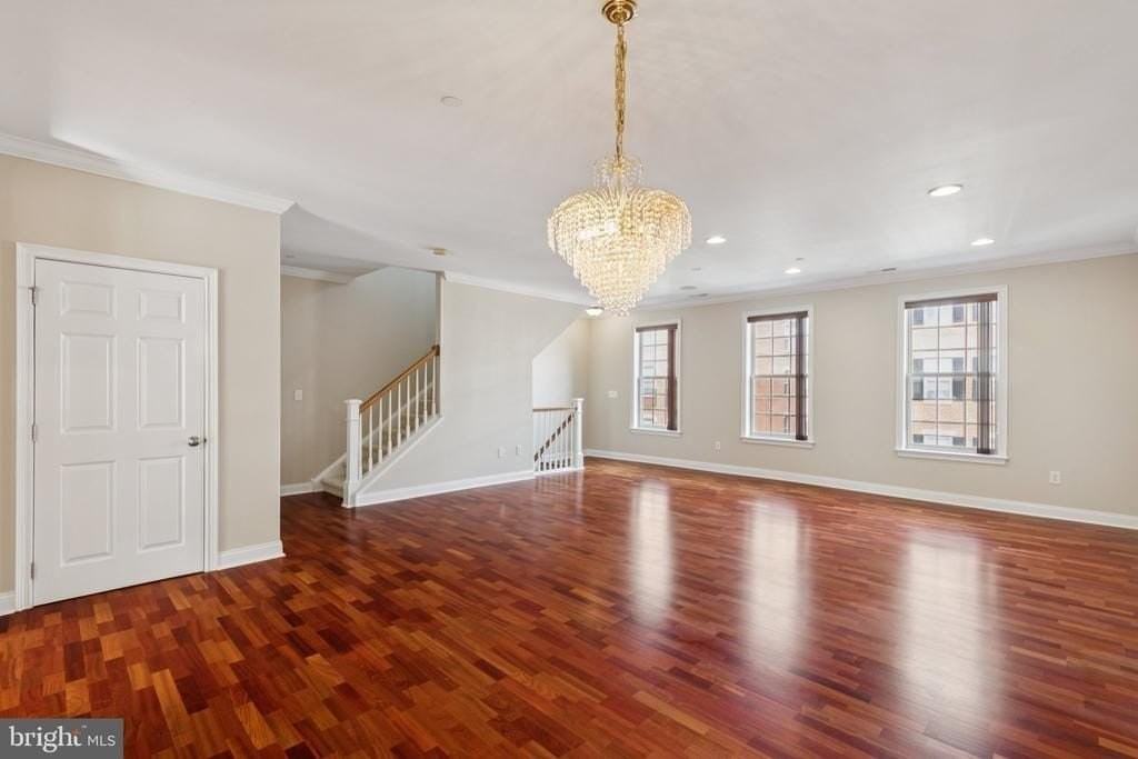 105 Captains Way - Photo 6 of 38