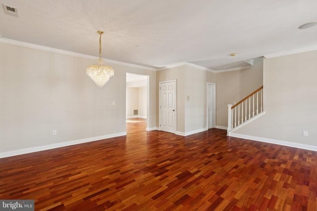 105 Captains Way - Photo 7 of 38