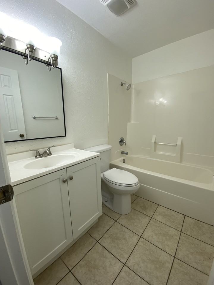 3 27th St #3-205 - Photo 7 of 20