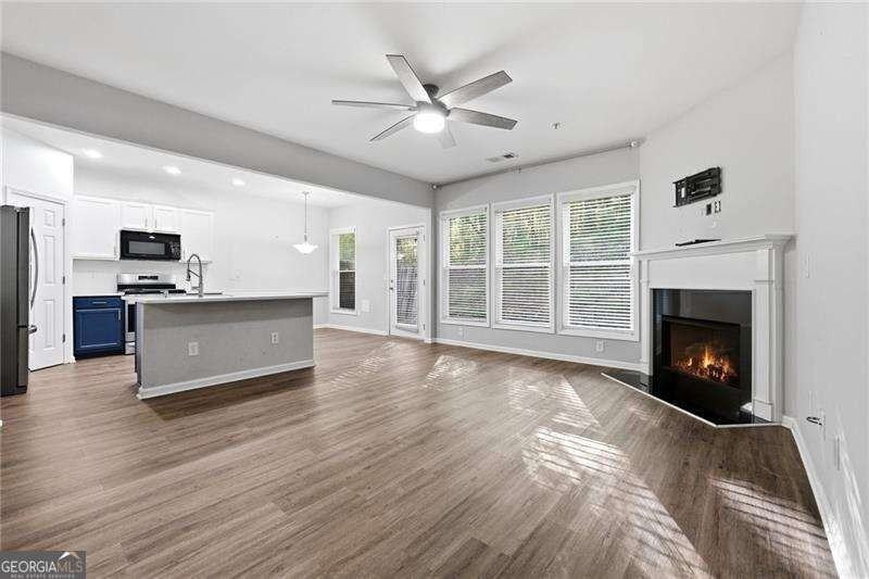 1709 Caswell Pkwy #205 - Photo 5 of 31