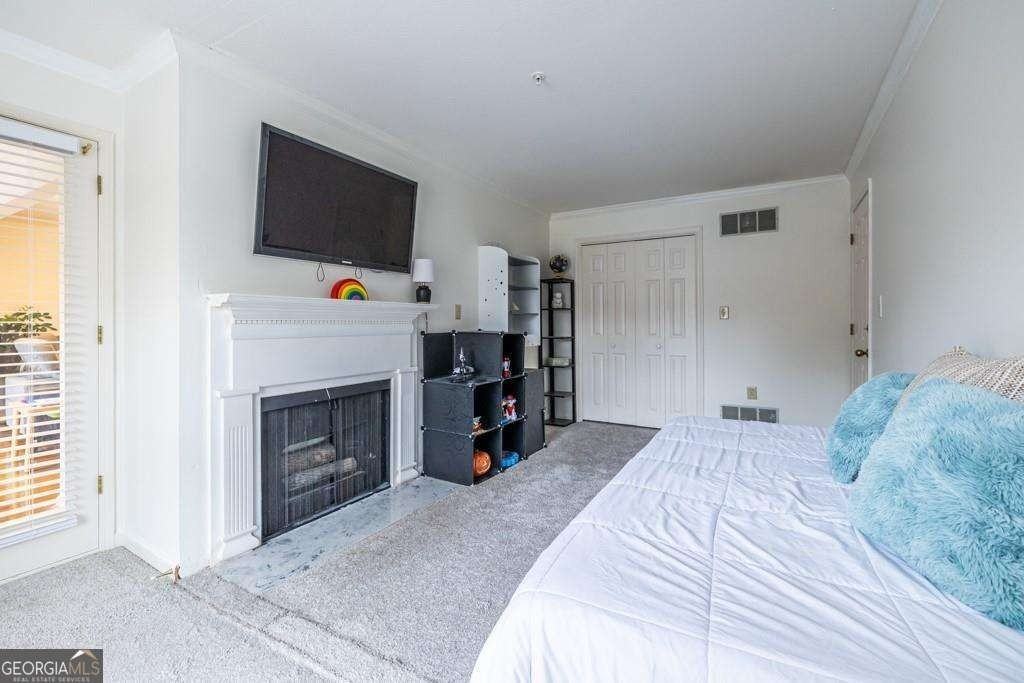 27301 Plantation Dr Ne #301 - Photo 4 of 33