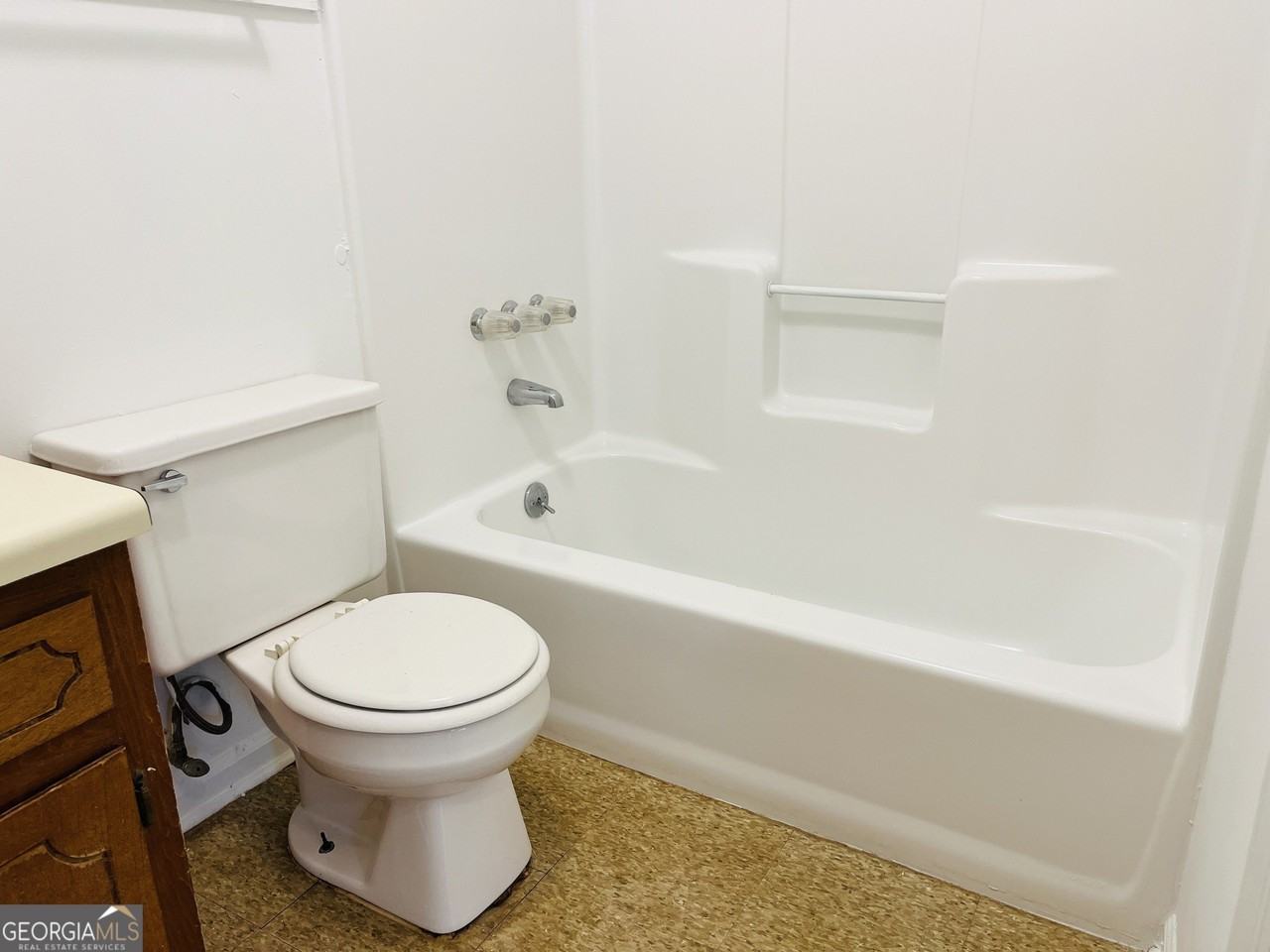 814 E Tinsley St #814 - Photo 7 of 13