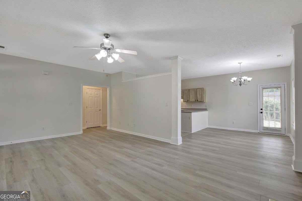 333 Prescott Ct - Photo 5 of 23