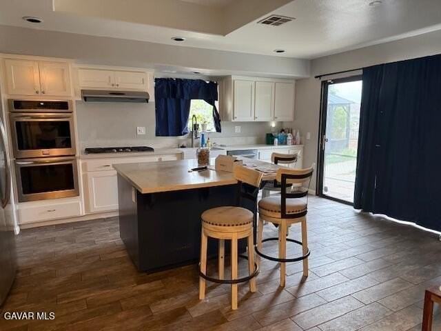 2640 Bridle Path Dr - Photo 3 of 25